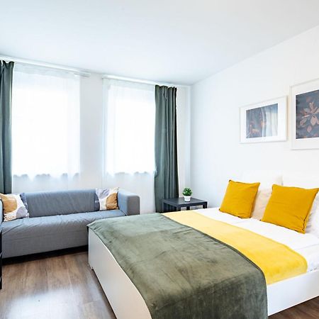 Central - Green Terrace - Modern Apartment Budapest Bagian luar foto